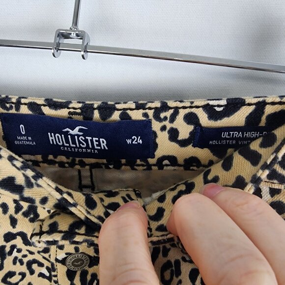 Hollister Ultra High-rise Button Fly Cheetah Print Mini Skirt 0 - Picture 3 of 3